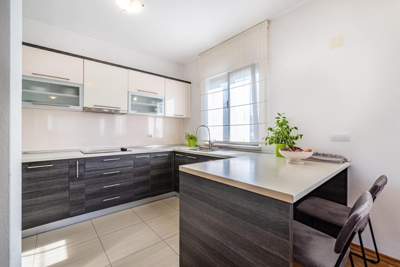Apartman Eta Zára Kültér fotó