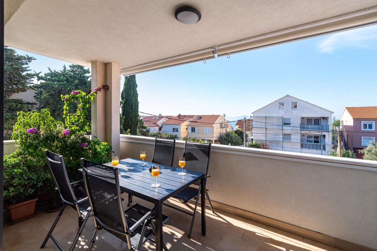 Apartman Eta Zára Kültér fotó