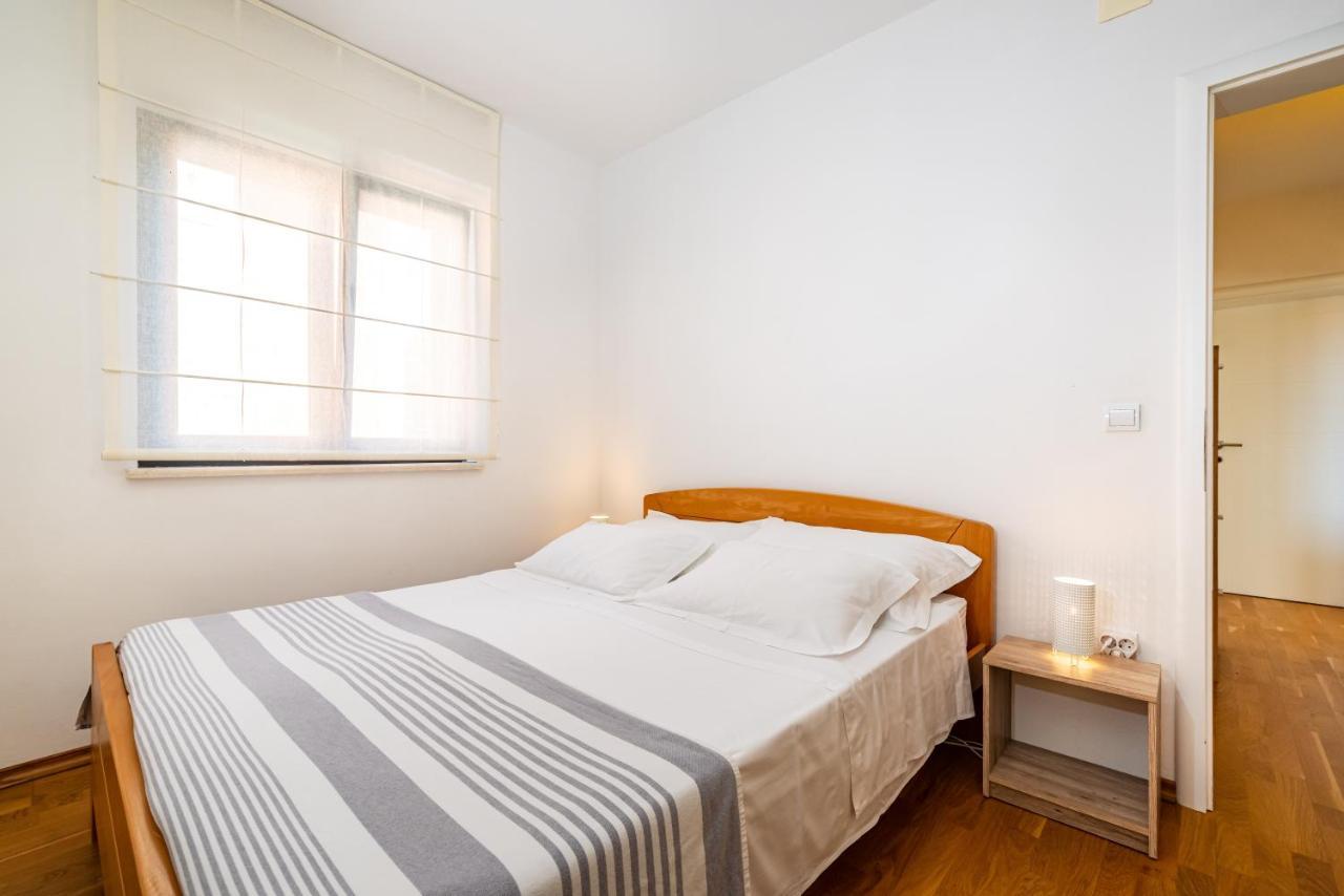 Apartman Eta Zára Kültér fotó